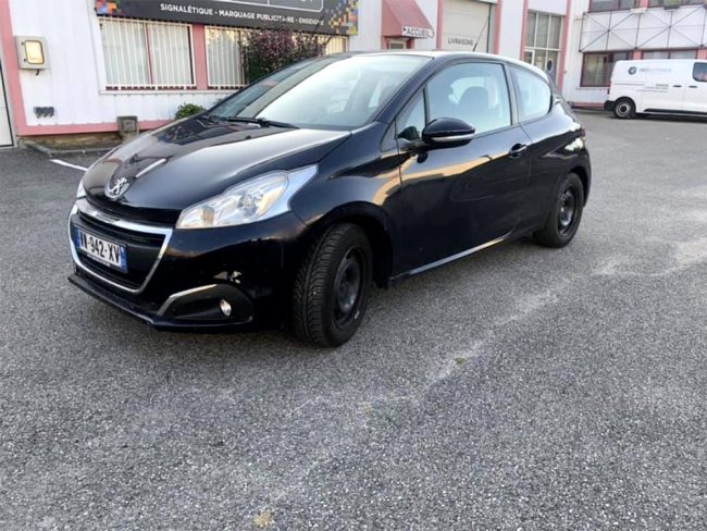 Peugeot 208 puretech